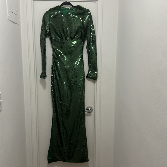 House of CB Green Sequin Holiday Dress - Picture 7 of 10